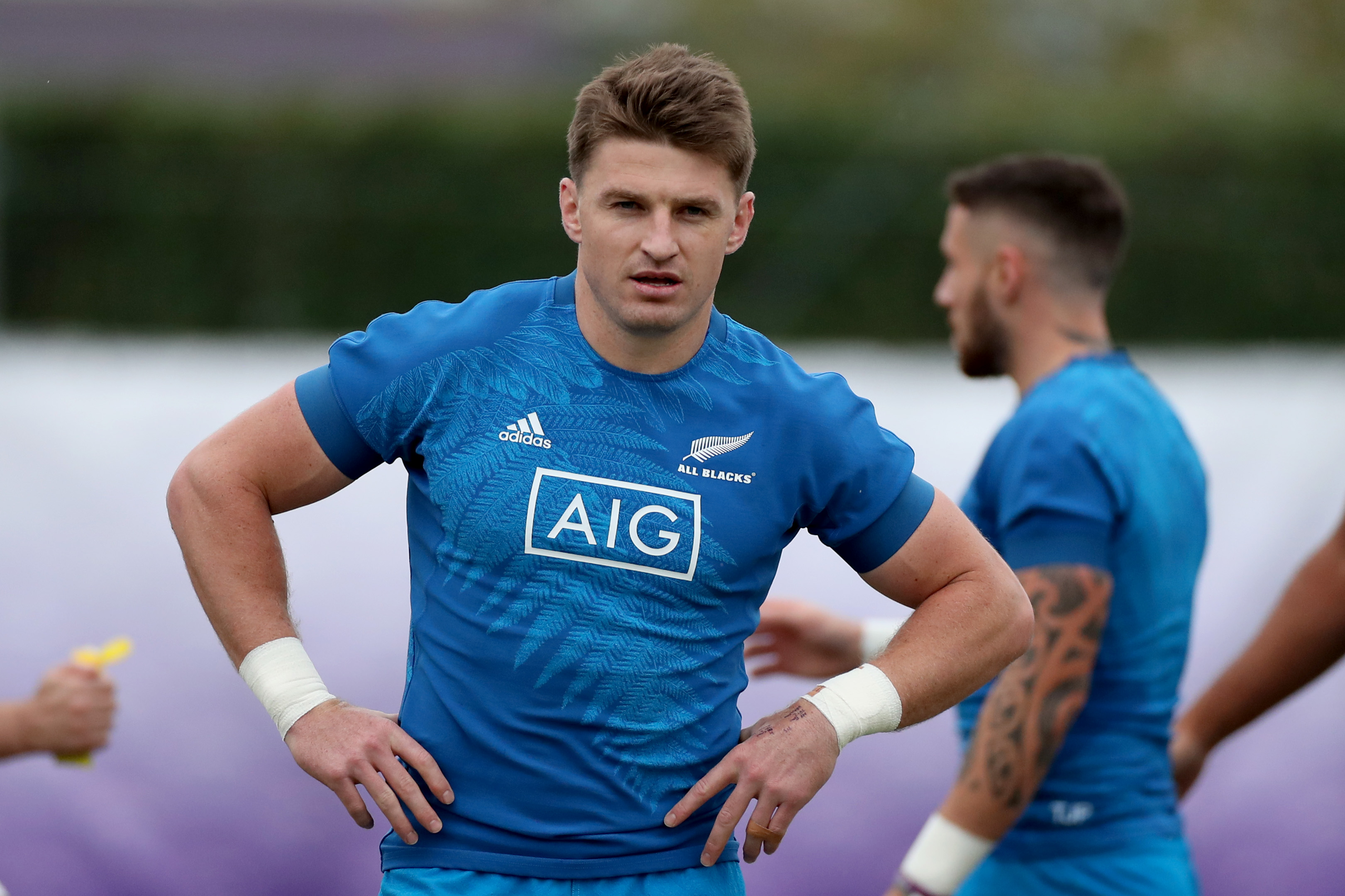 Containing Beauden Barrett Vital For England Barnes Allblacks Com
