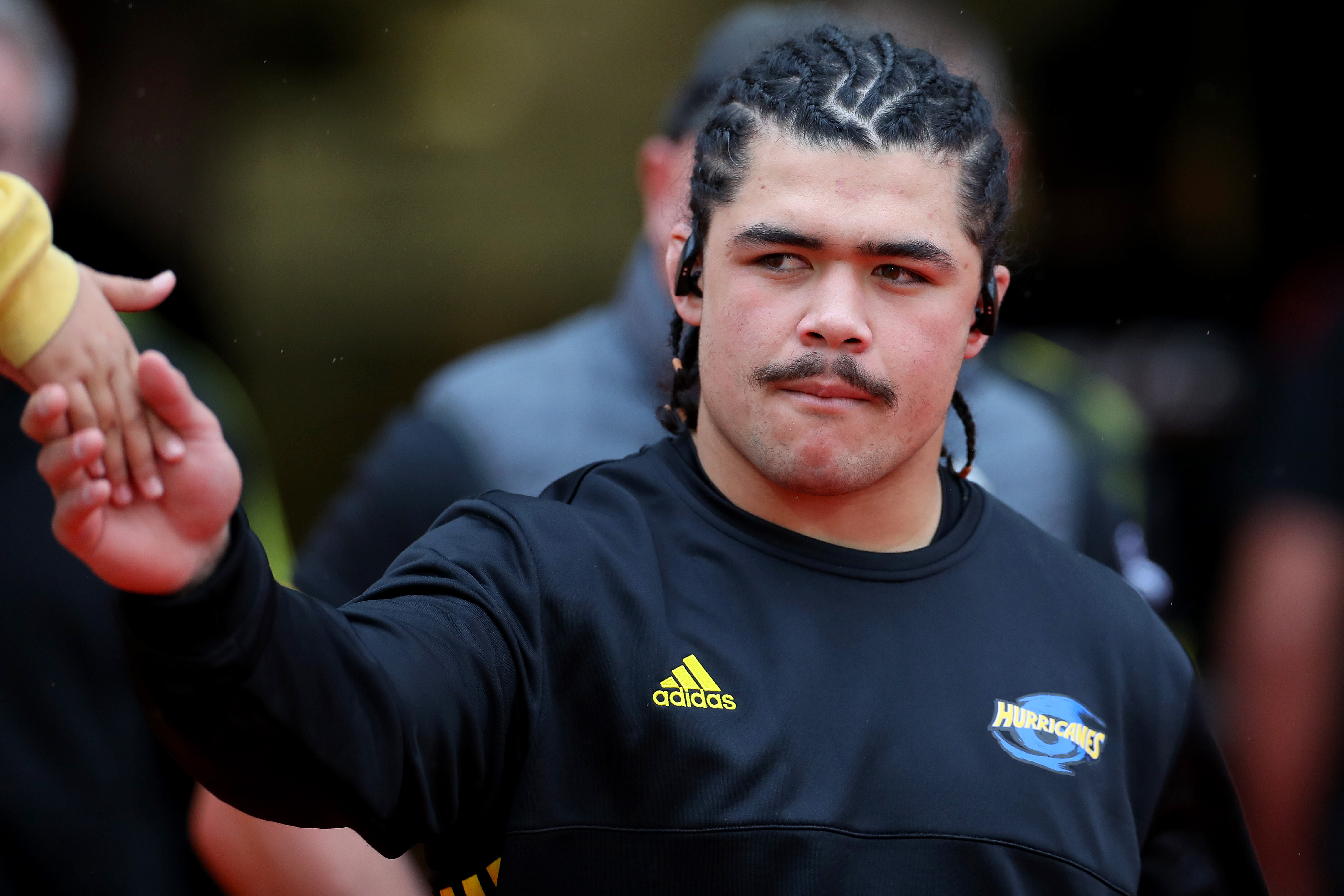 Hurricanes Extend Du Plessis Kirifi S Contract Until 2023 Allblacks Com