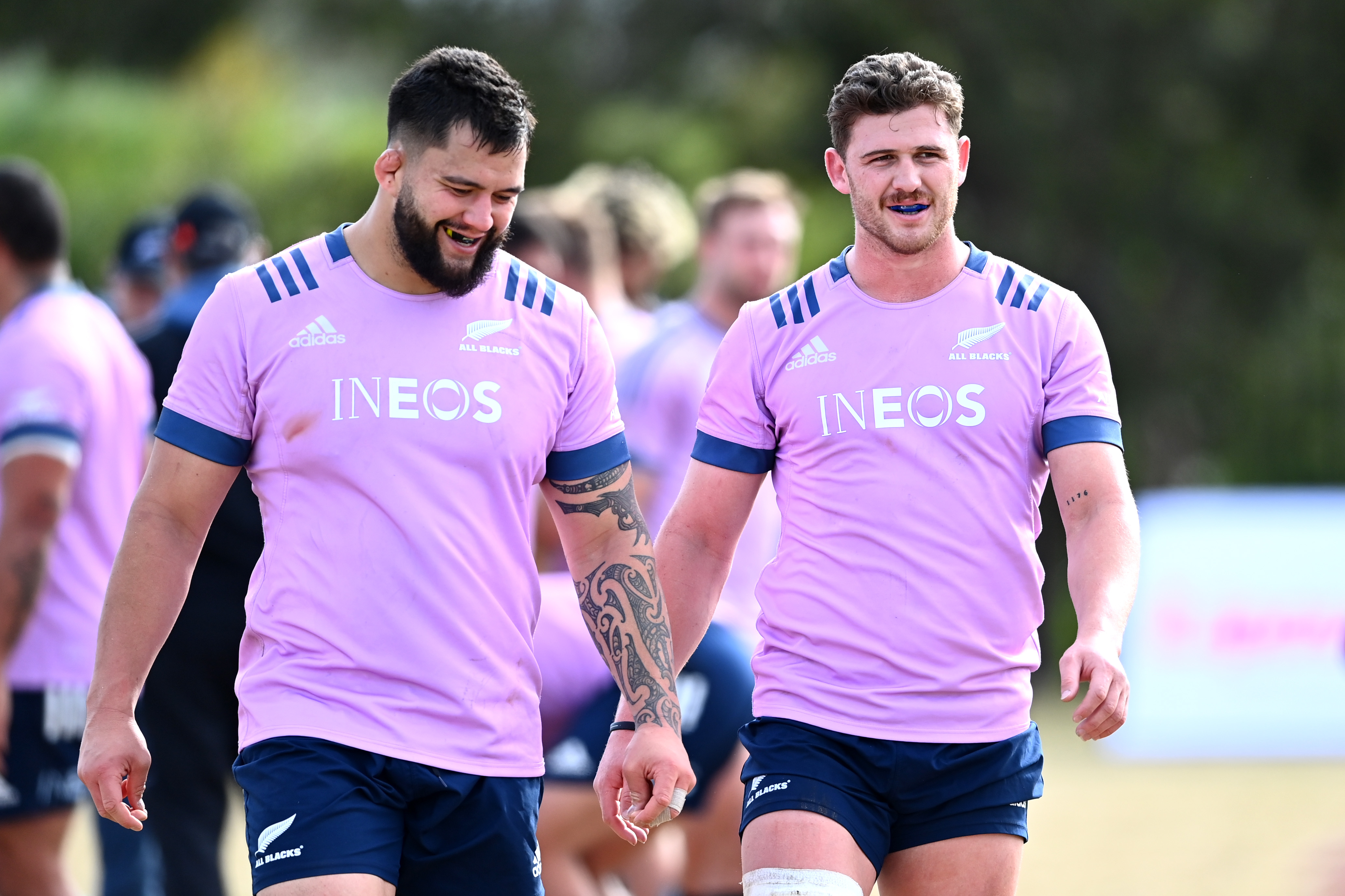 Tyrel Lomax extends contract with New Zealand Rugby & Hurricanes