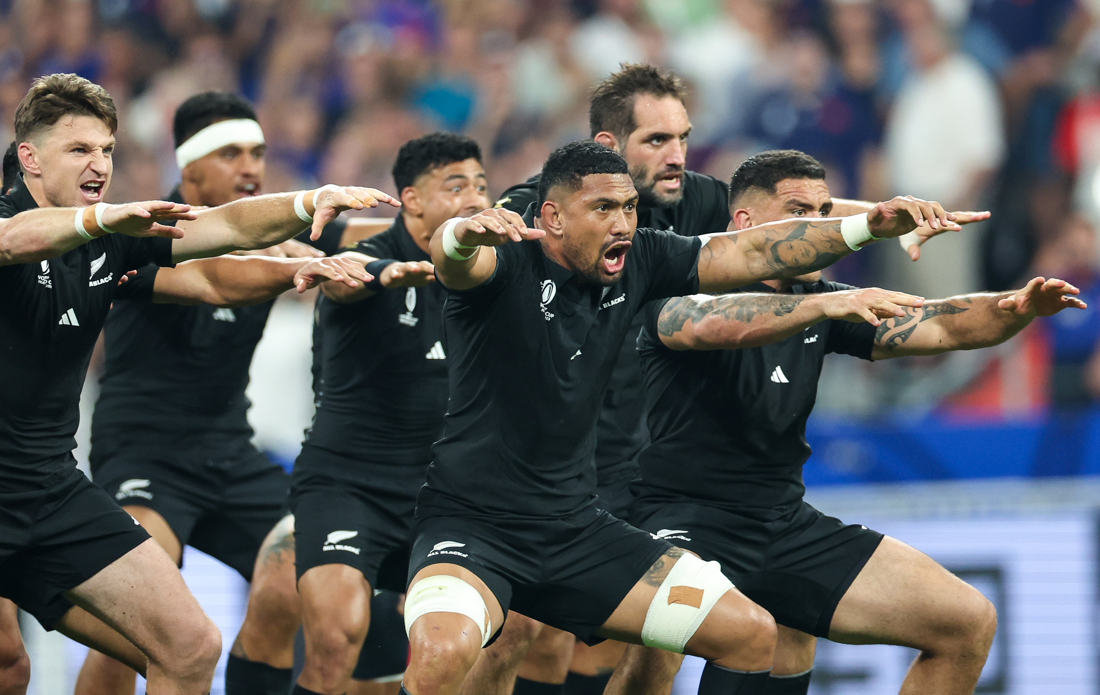 South Africa 18 New Zealand 20: All Blacks look well set to make