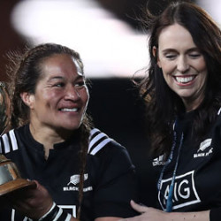 Fiaoo Faamausili and Prime Minister Jacinda Ardern 1582053060