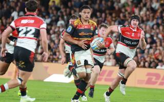 Super Rugby Pacific Preview: Semi-finals weekend arrives with two blockbuster rivalries Thumbnail