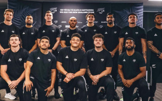 AB Sevens Comm Games team FINAL