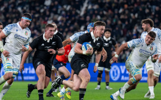 All Blacks overcome Italy in tough season finale Thumbnail