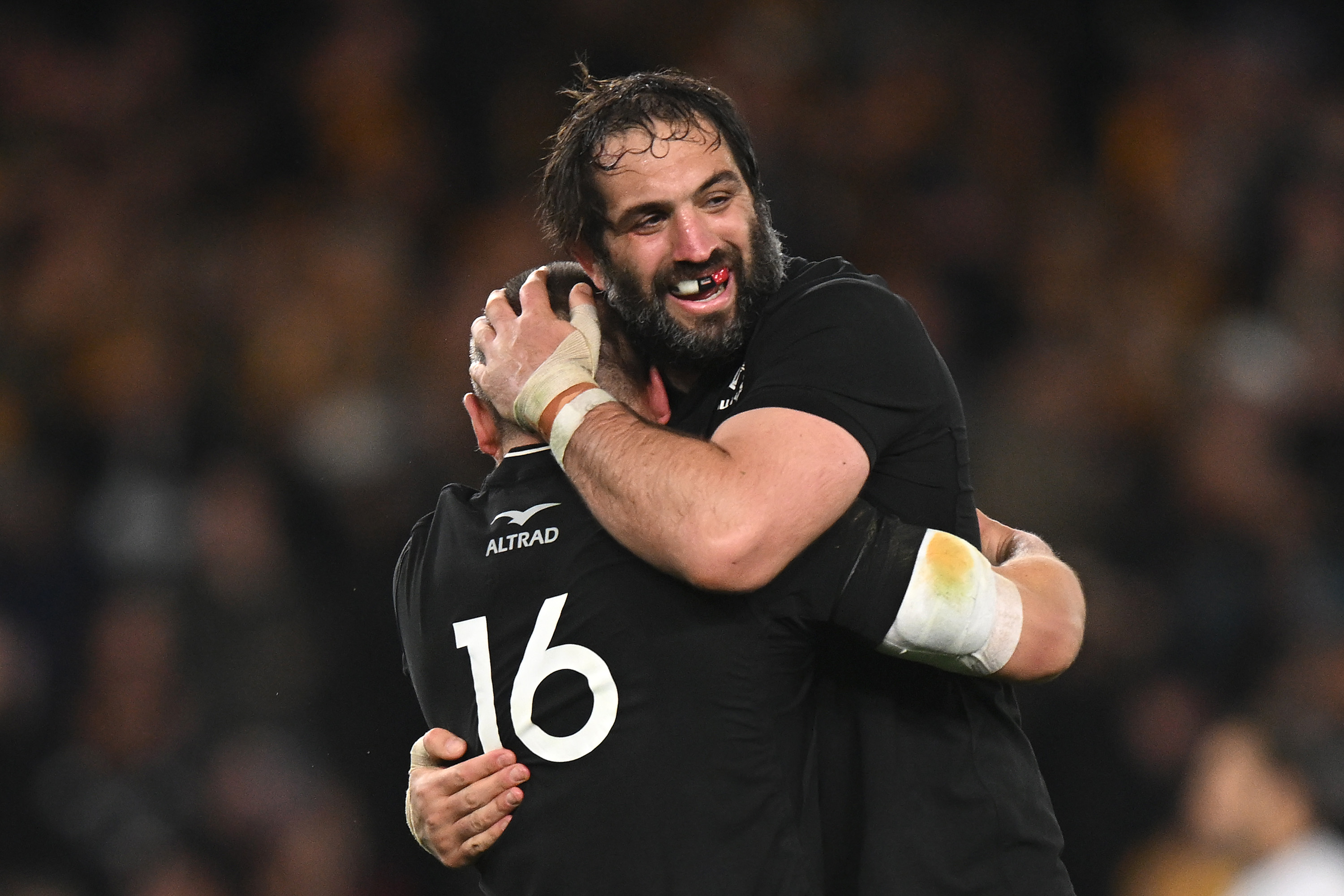 Whitelock en route to join All Blacks in Japan