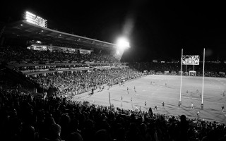 Mount Smart black and white