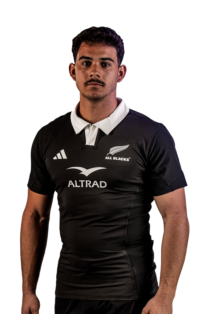 Noah Hotham Portrait