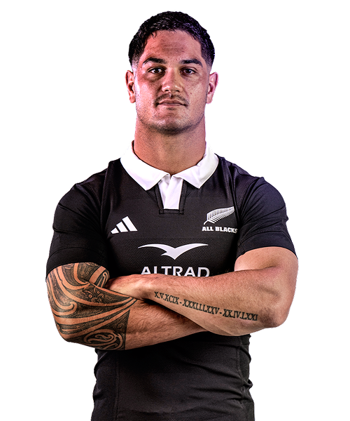 Quinn Tupaea Portrait