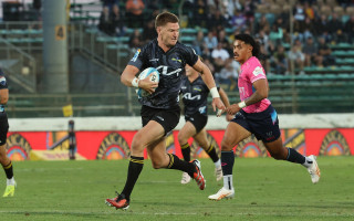 Hurricanes hold firm at top of the ladder