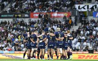 Highlanders Gear Up for Front Row Battle Against Blues